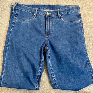 Skinny high waisted jeans